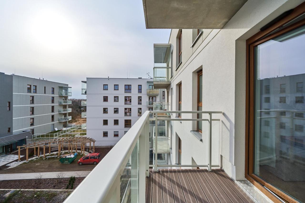 Apartment Wichrowa With Free Garage Wroclaw By Noclegi Renters Exterior photo