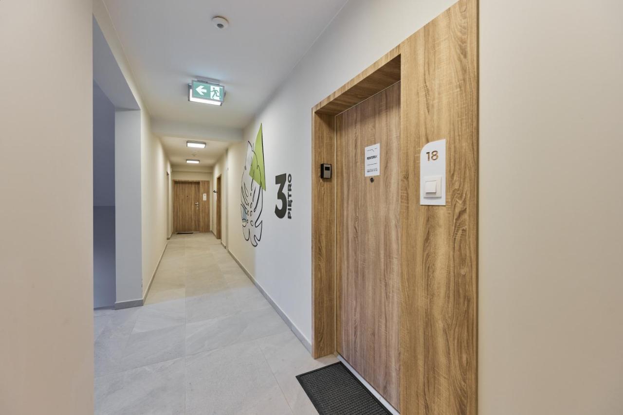 Apartment Wichrowa With Free Garage Wroclaw By Noclegi Renters Exterior photo